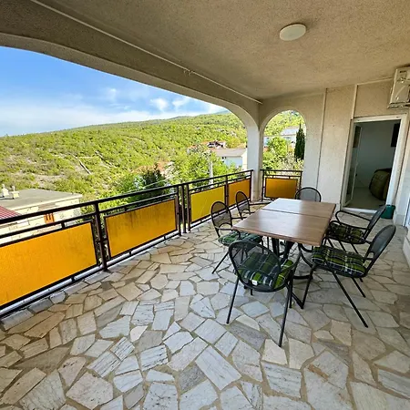 Appartamento Boža Jadranovo