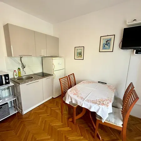 Boza Apartment